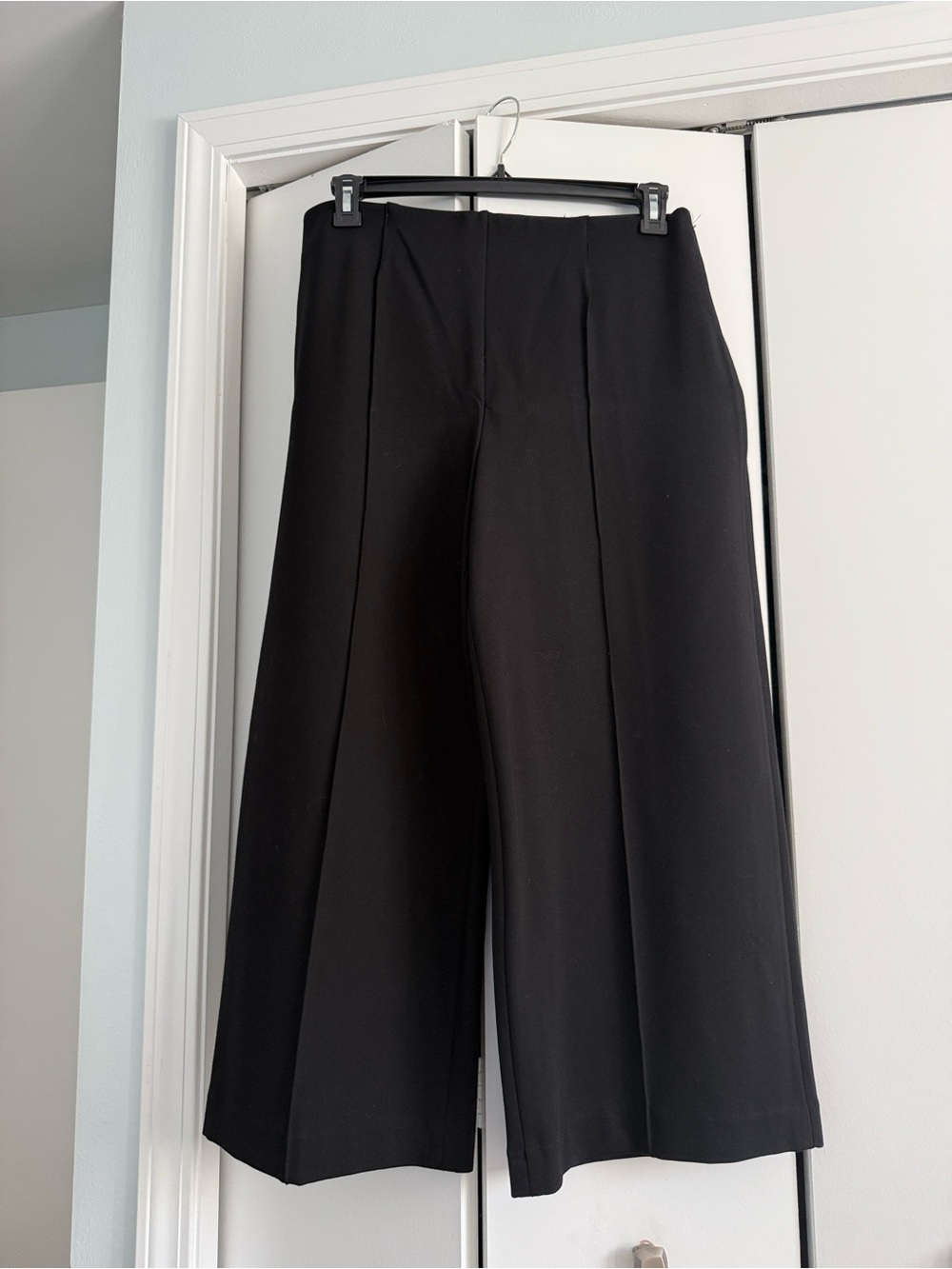 SPANX Black Wide-Leg Cropped Trousers